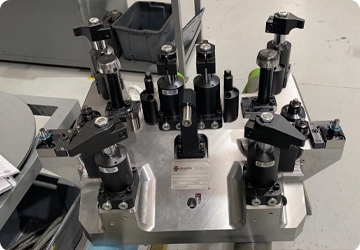 Vertical Fixture small clean